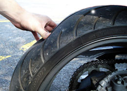 fixing a punctured bike tire